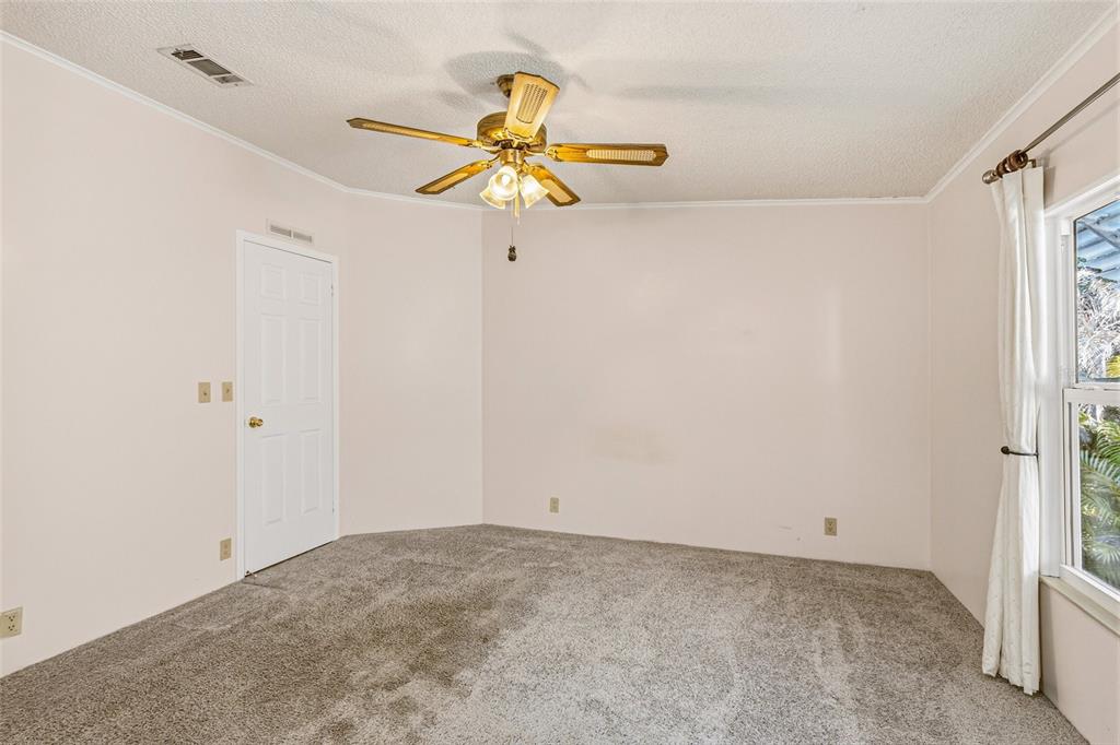 917 Cypress Street Sebastian, FL 32976 - Photo 35 of 80 a view of an empty room