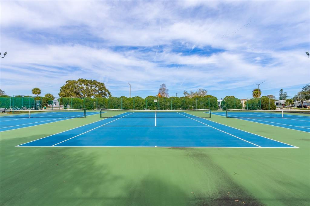 917 Cypress Street Sebastian, FL 32976 - Photo 72 of 80 a view of an outdoor space and basketball court