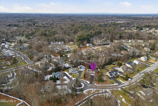 $647,777 | 12 Patriot Circle, Clifton Park, NY 12065