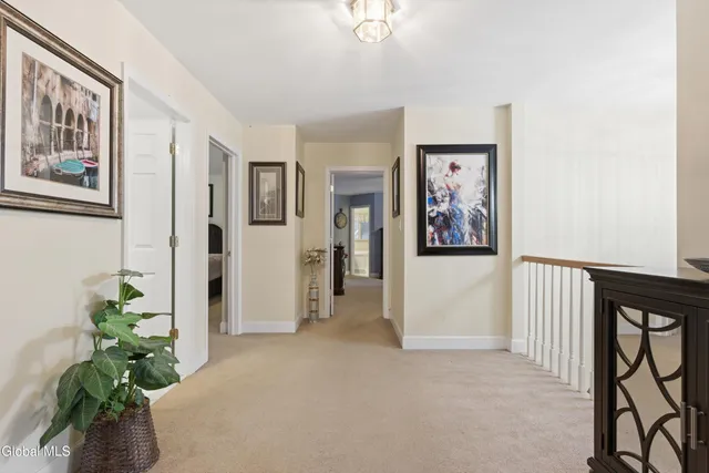 $647,777 | 12 Patriot Circle, Clifton Park, NY 12065