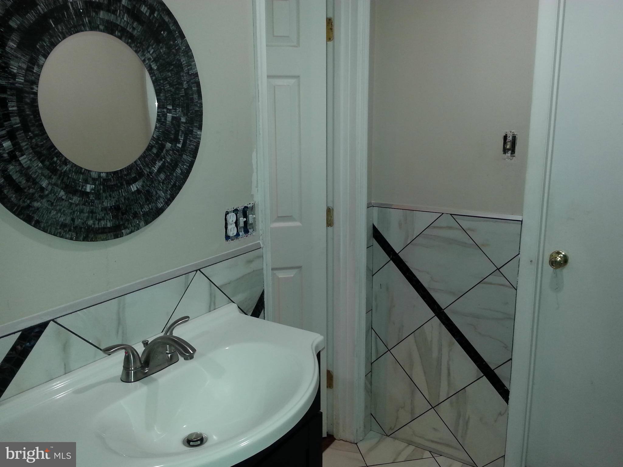 12815 Maple Street Silver Spring, MD 20904 - Photo 26 of 28 Bath