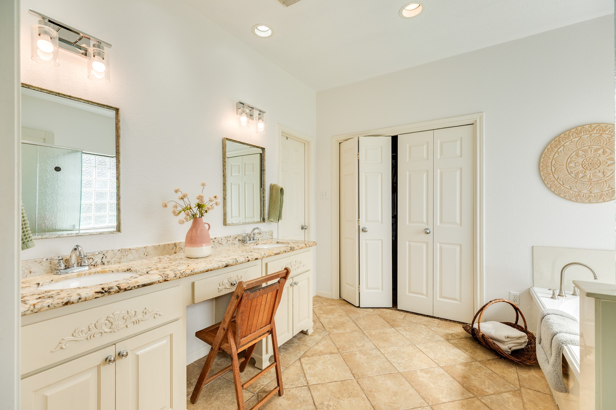 2286 Riverside Drive West Columbia, TX 77486 - Photo 22 of 41