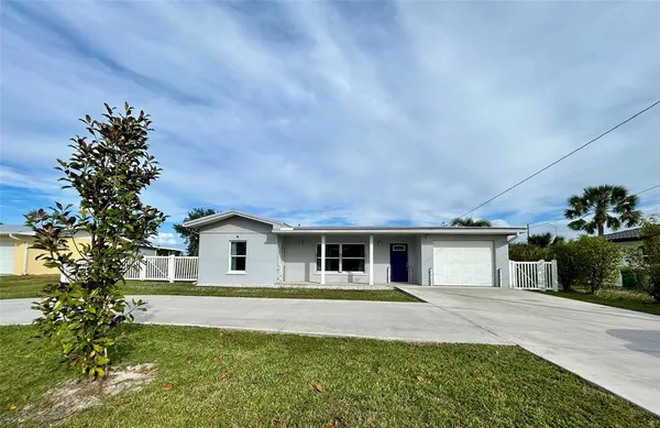$1,800 | 3112 Magnolia Way, Punta Gorda, FL 33950