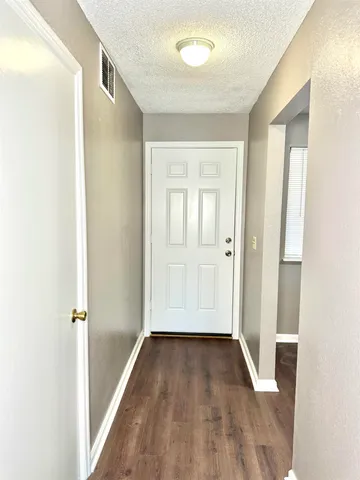 $1,300 | 1928 Nicklaus Court, Unit D, Tallahassee, FL 32301