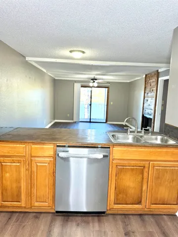 $1,300 | 1928 Nicklaus Court, Unit D, Tallahassee, FL 32301