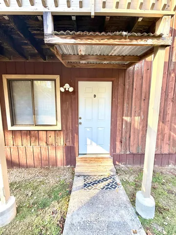 $1,300 | 1928 Nicklaus Court, Unit D, Tallahassee, FL 32301