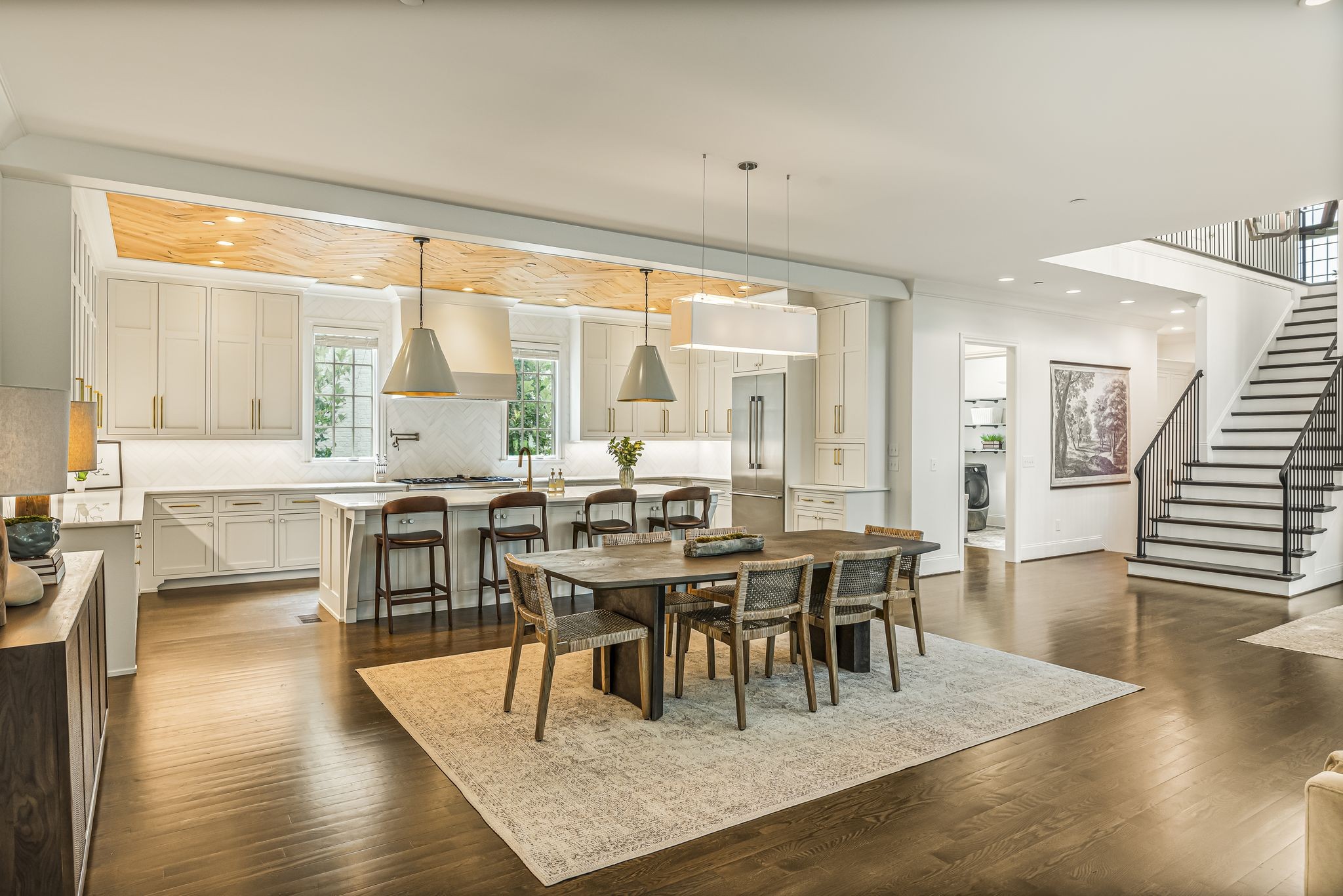 154 A Cheek Road Nashville, TN 37205 - Photo 12 of 61 a view of a dining room with furniture and wooden floor