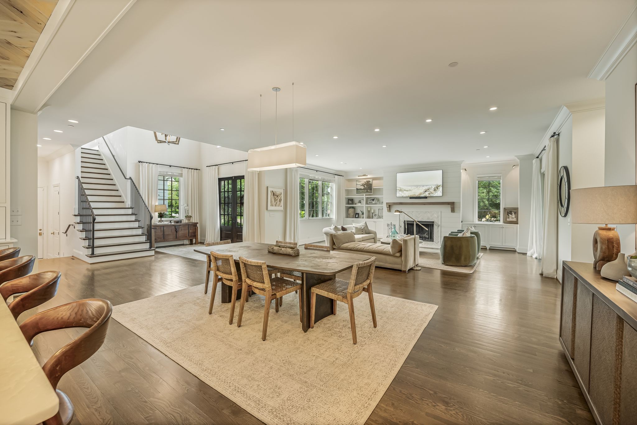 154 A Cheek Road Nashville, TN 37205 - Photo 18 of 61
