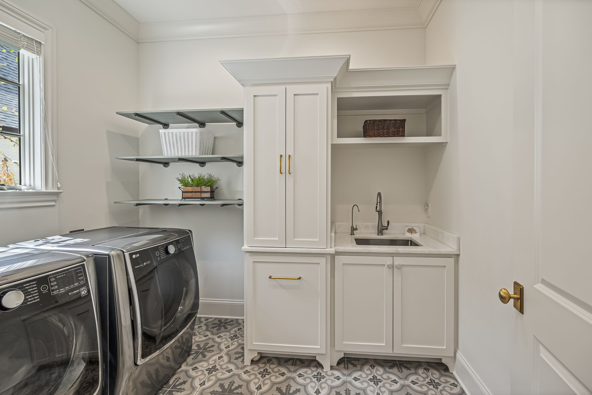 154 A Cheek Road Nashville, TN 37205 - Photo 21 of 61 a utility room with cabinets washer and dryer