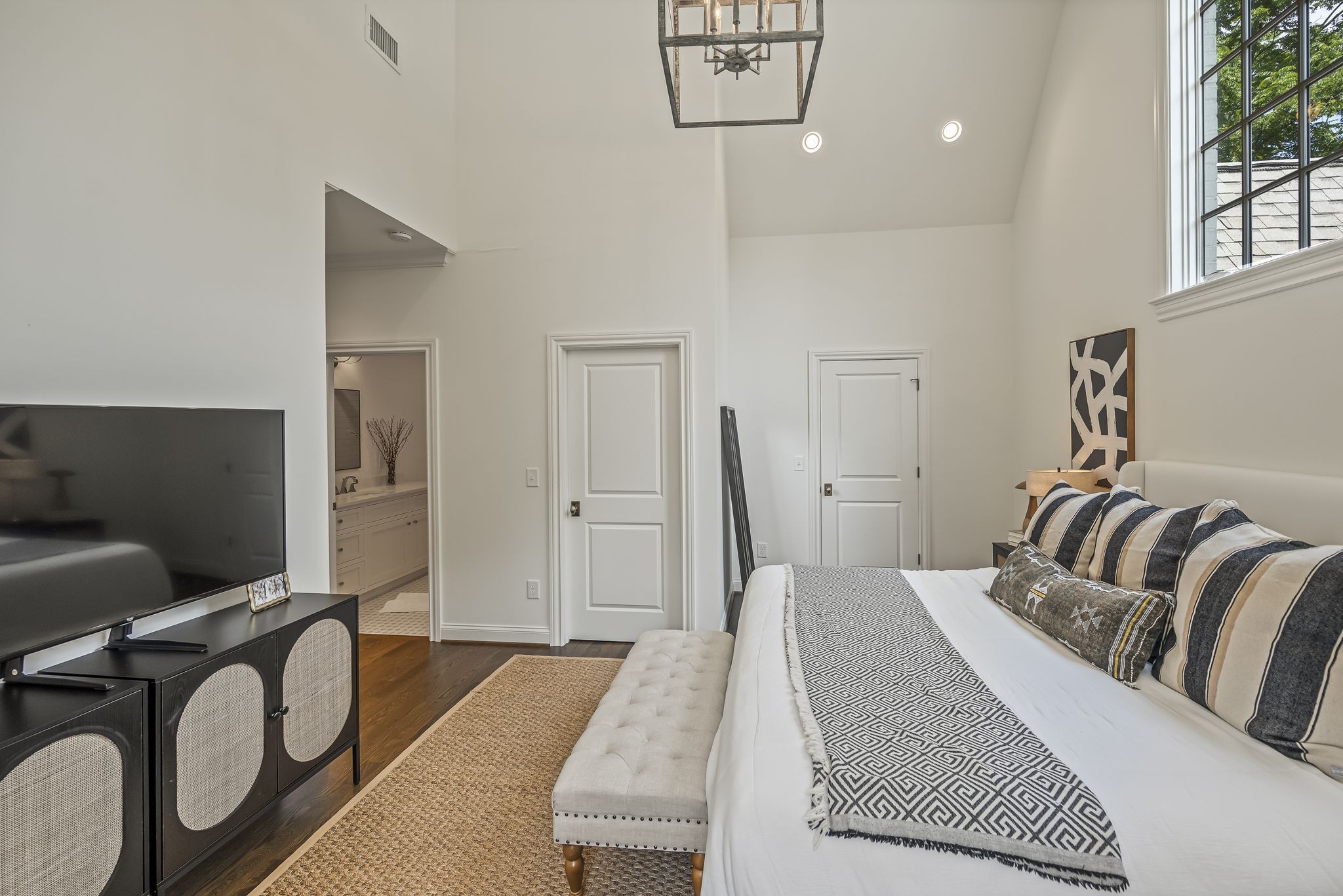 154 A Cheek Road Nashville, TN 37205 - Photo 45 of 61