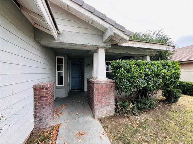 $2,700 | 5419 Orange Grove Avenue, Hemet, CA 92544