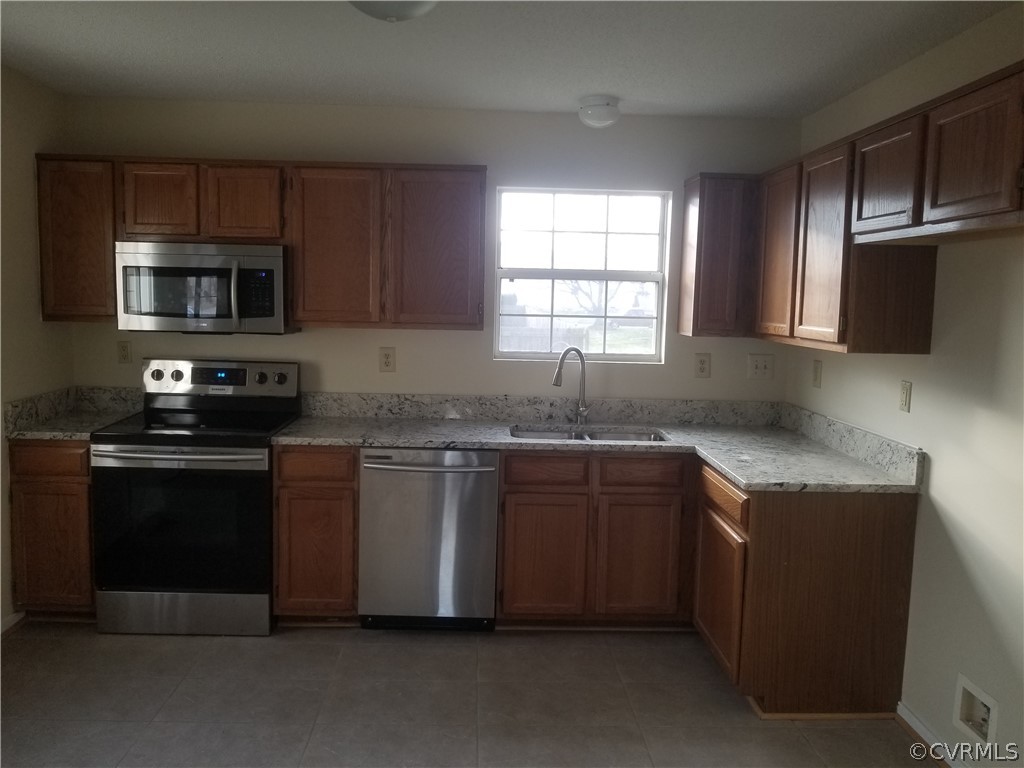 6410 North Midview Road Henrico, VA 23231 - Photo 11 of 46 Gallery Image 11