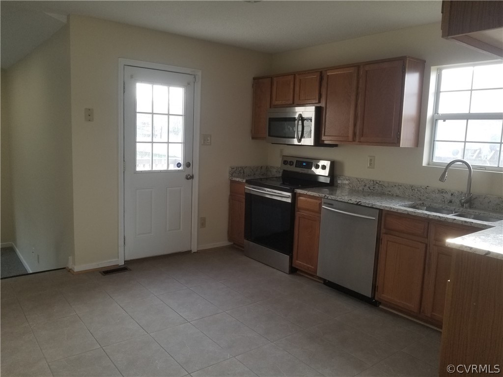 6410 North Midview Road Henrico, VA 23231 - Photo 12 of 46 Gallery Image 12