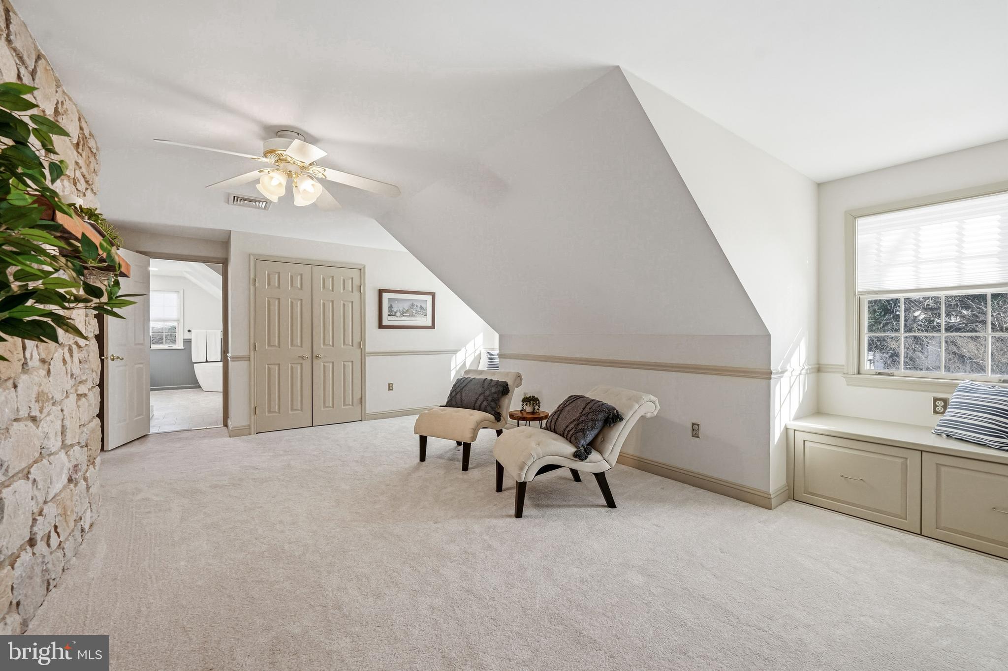 9 Log Cabin Road Perkasie, PA 18944 - Photo 21 of 47 Second Floor Primary Private with Sitting Room