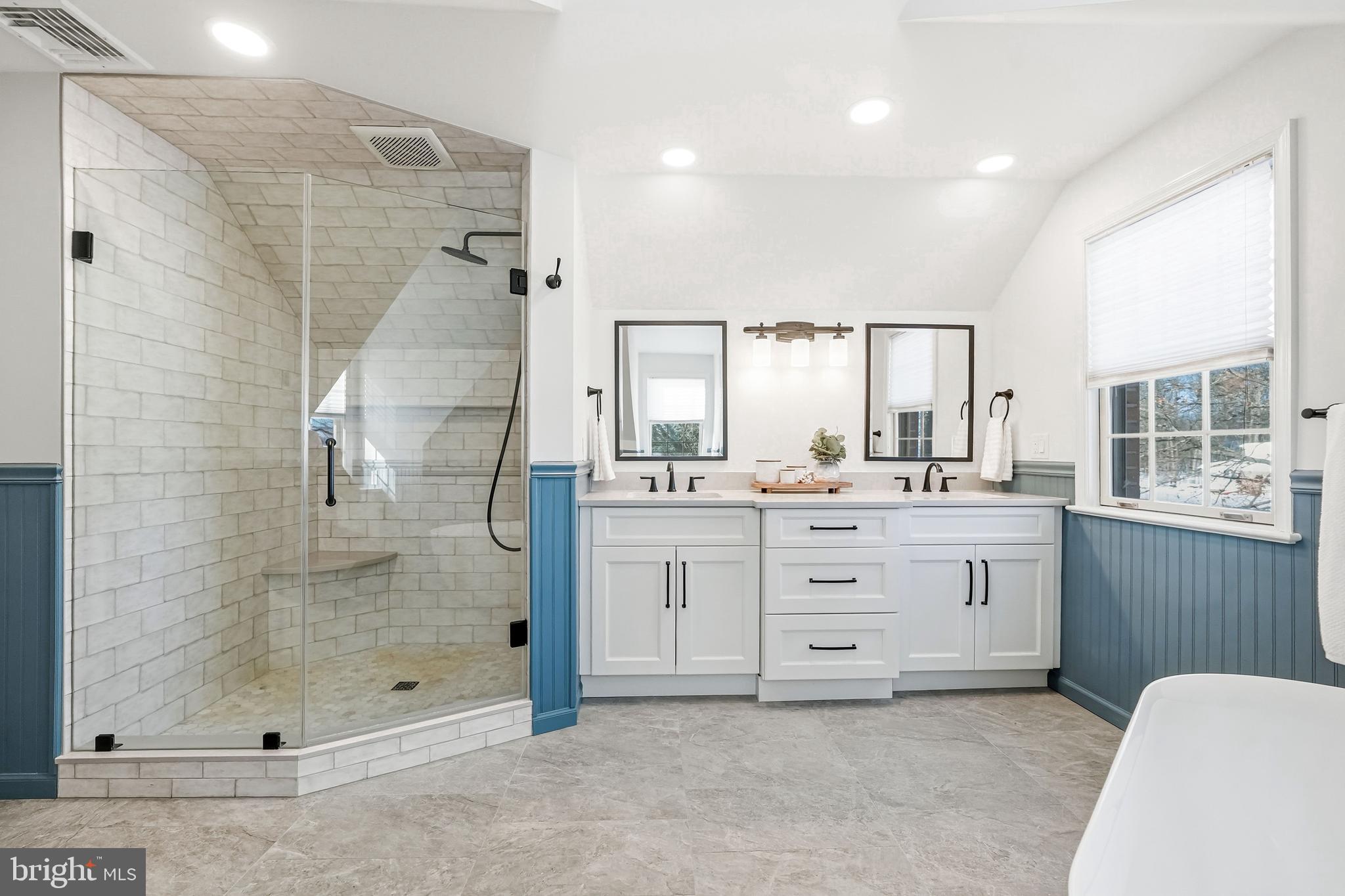 9 Log Cabin Road Perkasie, PA 18944 - Photo 24 of 47 En-suite Bathroom with Oversized Glass Shower