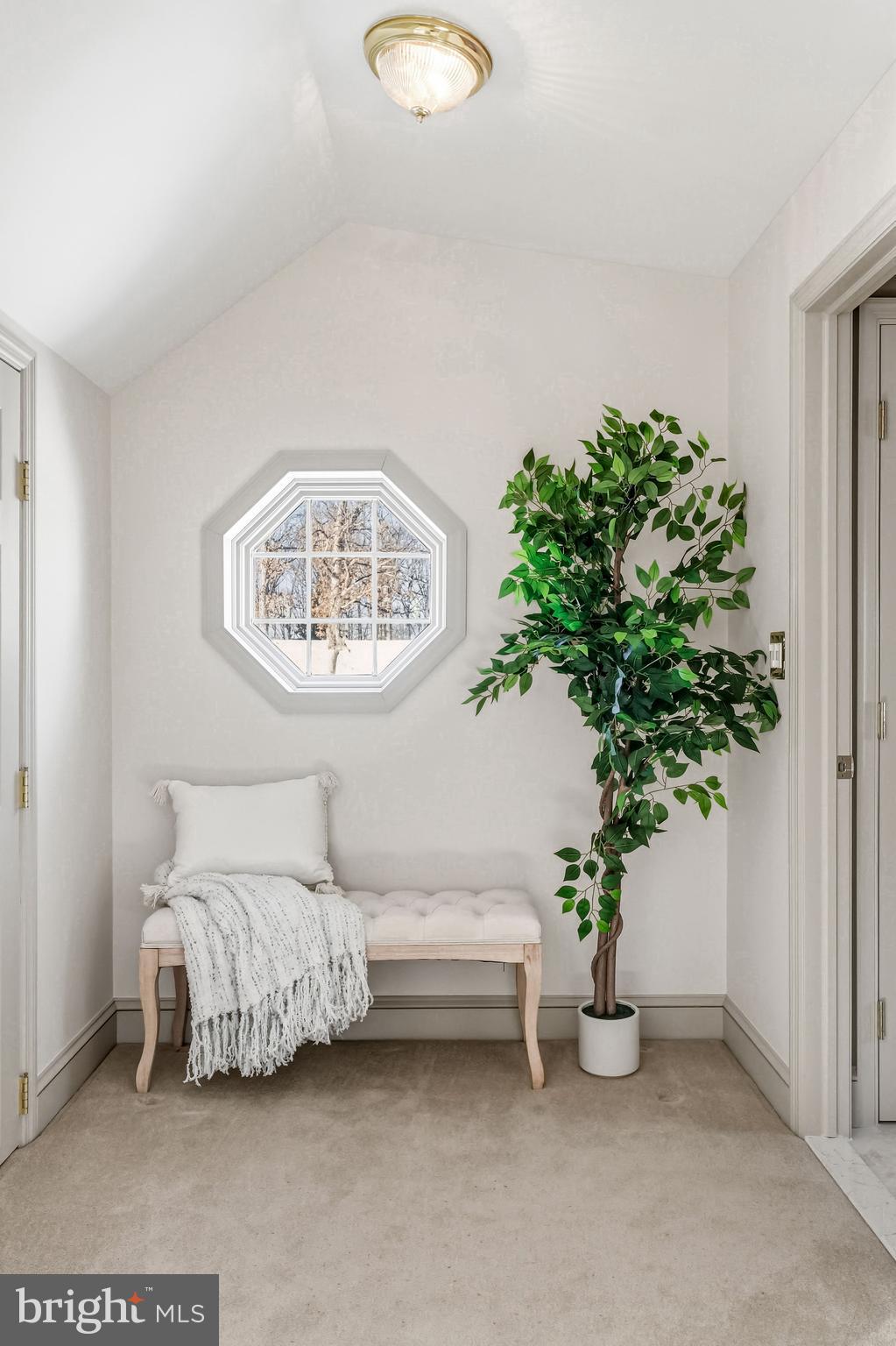 9 Log Cabin Road Perkasie, PA 18944 - Photo 31 of 47 Entrance to Closet and Bathroom