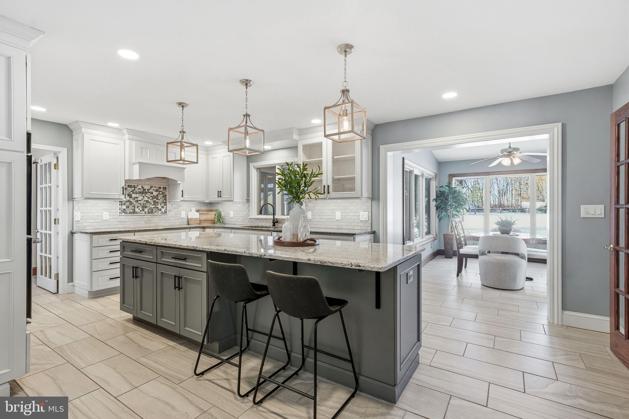 9 Log Cabin Road Perkasie, PA 18944 - Photo 7 of 47 Island with Seating