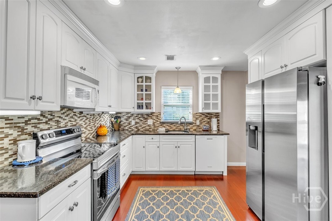 214 Tanglewood Road Savannah, GA 31419 - Photo 11 of 33