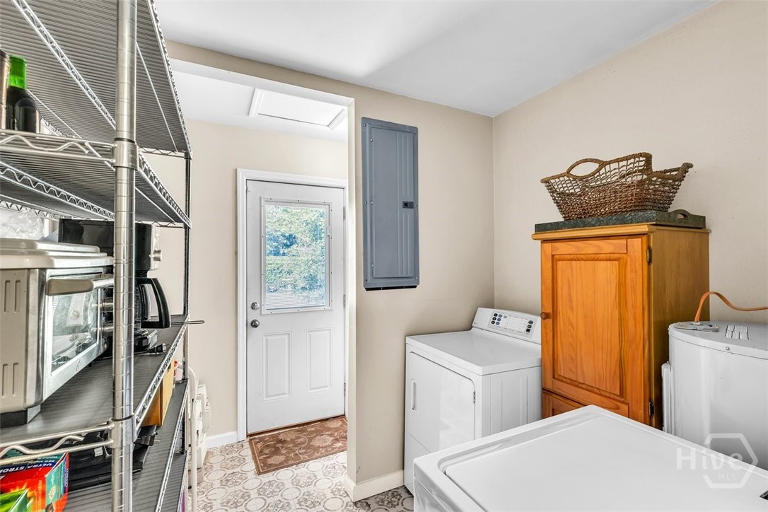 214 Tanglewood Road Savannah, GA 31419 - Photo 15 of 33