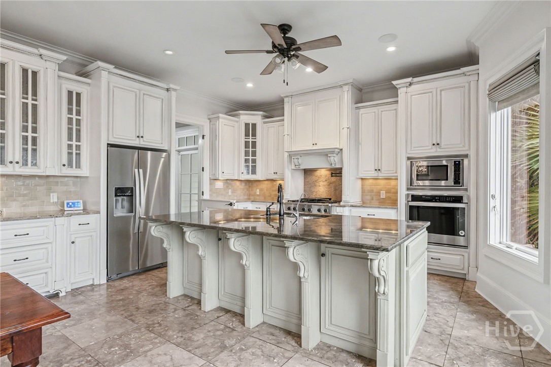 1110 Wilmington Island Road Savannah, GA 31410 - Photo 13 of 59