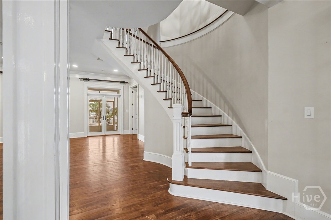 1110 Wilmington Island Road Savannah, GA 31410 - Photo 3 of 59