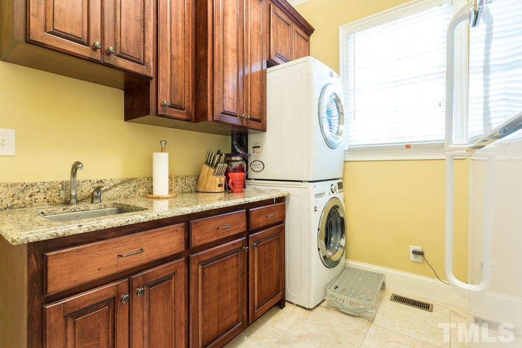 3245 Lewis Farm Road Raleigh, NC 27607 - Photo 11 of 30