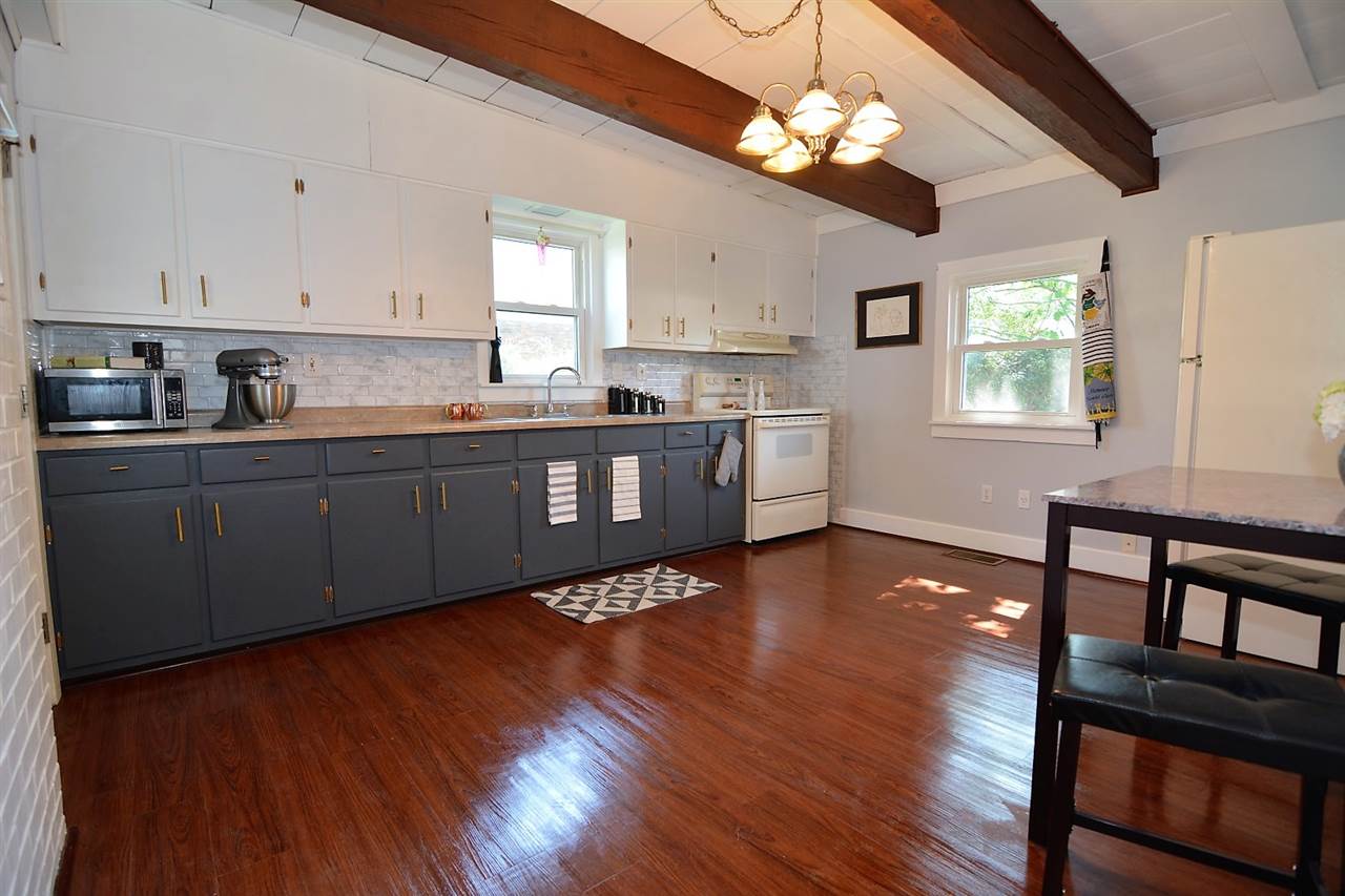 315 Gray Street Newburgh, IN 47630 - Photo 5 of 15