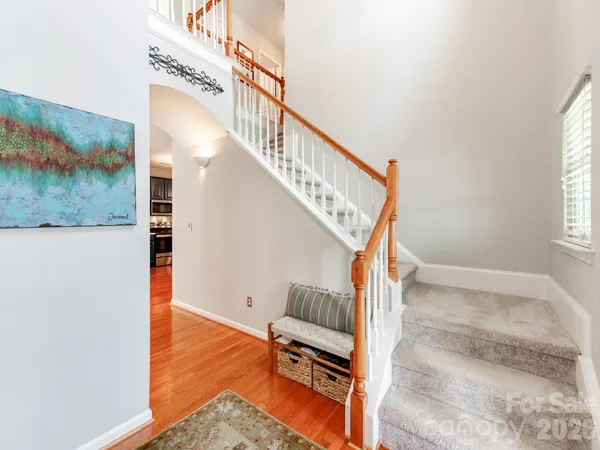 a view of entryway and hall