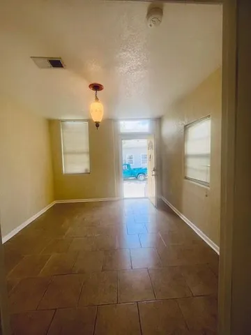 $1,200 | 1403 Port Street, New Orleans, LA 70117