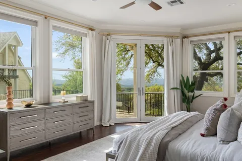 $1,550,000 | 9905 Charthouse Cove, Austin, TX 78730