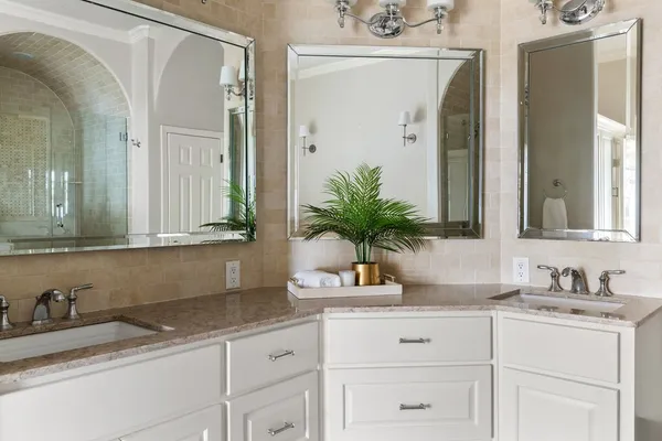 $1,550,000 | 9905 Charthouse Cove, Austin, TX 78730
