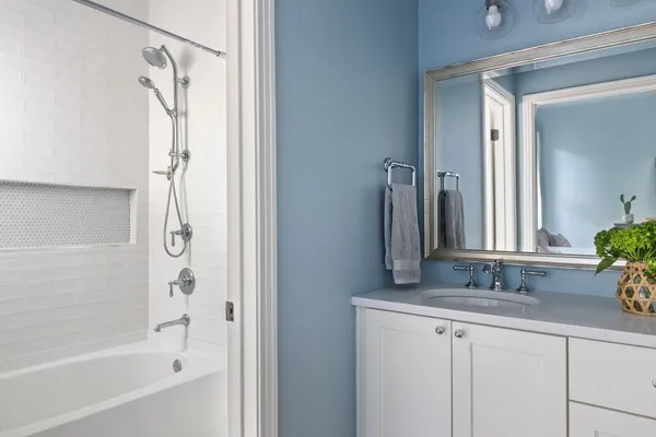 $1,550,000 | 9905 Charthouse Cove, Austin, TX 78730