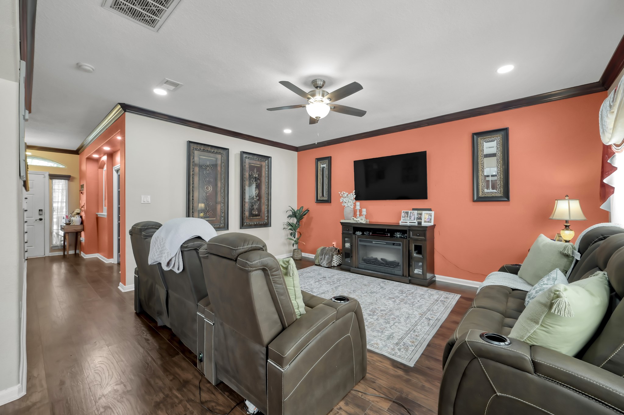 1000 Arbor Way Conroe, TX 77303 - Photo 8 of 29