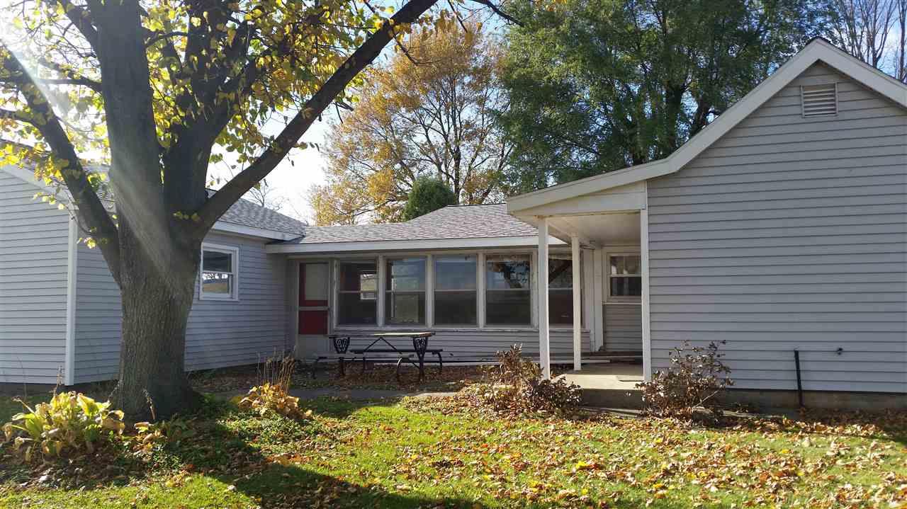 17101 Corunna Road Chesaning, MI 48616 - Photo 3 of 23 31269145-2.JPG