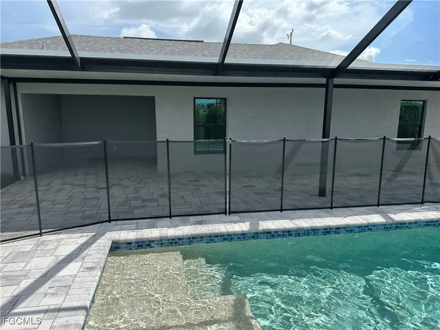 $2,500 | 1007 Northwest 8th Terrace, Cape Coral, FL 33993
