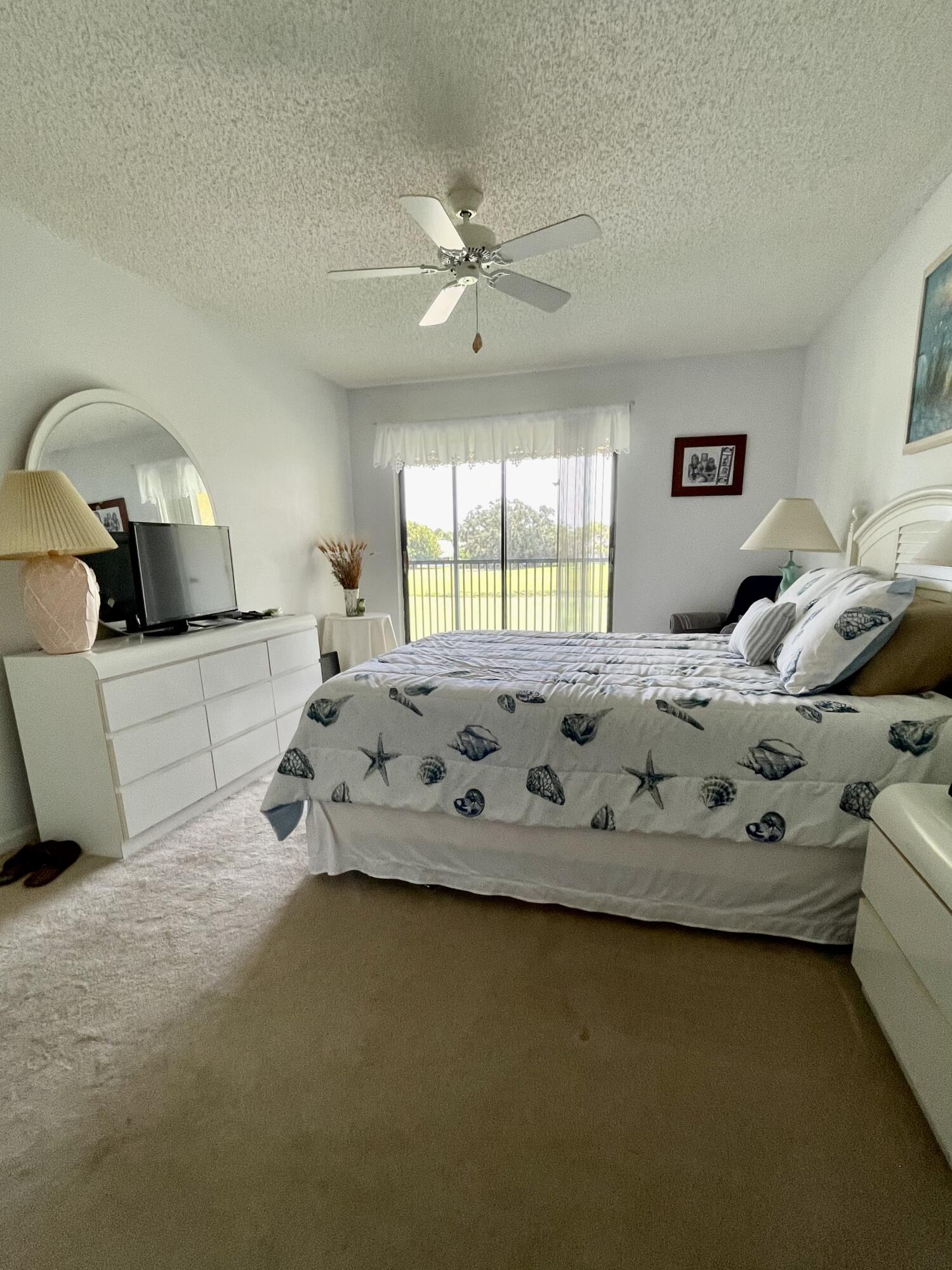 1072 Keystone Drive, Unit D Jupiter, FL 33458 - Photo 23 of 28 FullSizeRender (52)