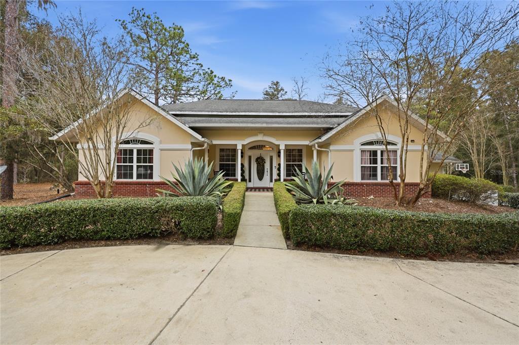 9278 Southwest 61st Avenue Gainesville, FL 32608 - Photo 3 of 65