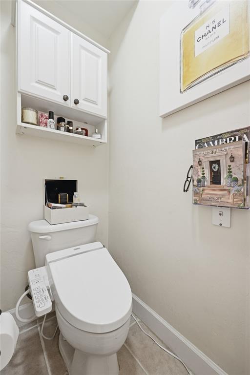 9278 Southwest 61st Avenue Gainesville, FL 32608 - Photo 50 of 70 a bathroom with a toilet and a sink