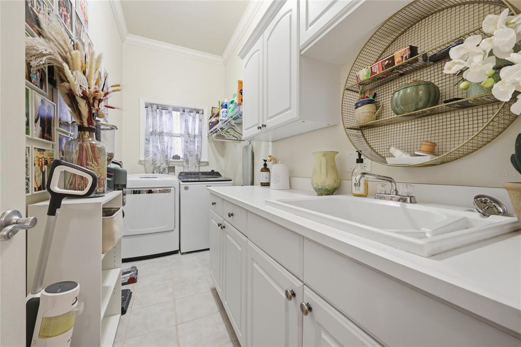 9278 Southwest 61st Avenue Gainesville, FL 32608 - Photo 54 of 65