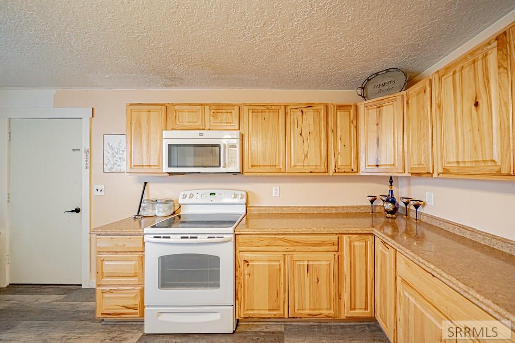 669 2nd E Street Ririe, ID 83443 - Photo 12 of 42