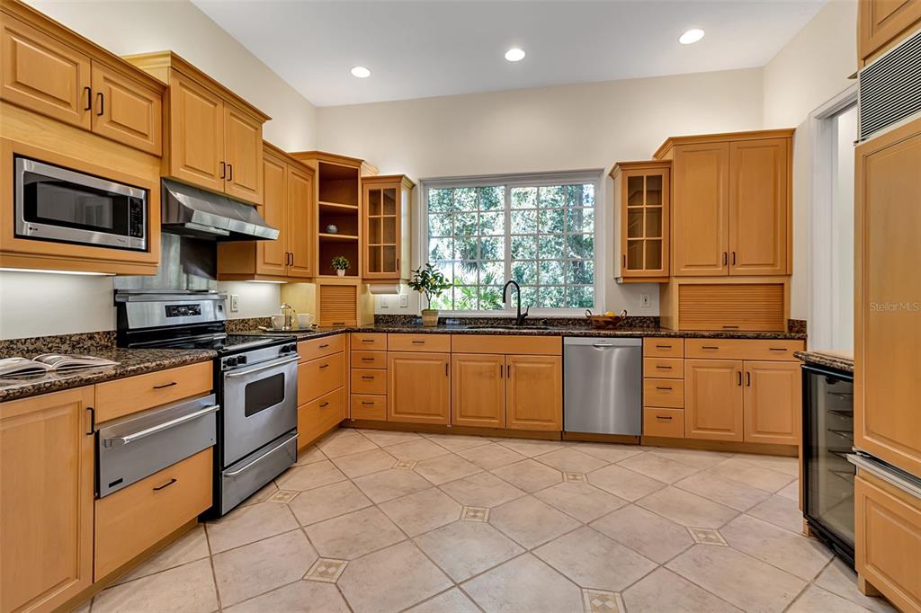 137 Osprey Point Drive Osprey, FL 34229 - Photo 25 of 99