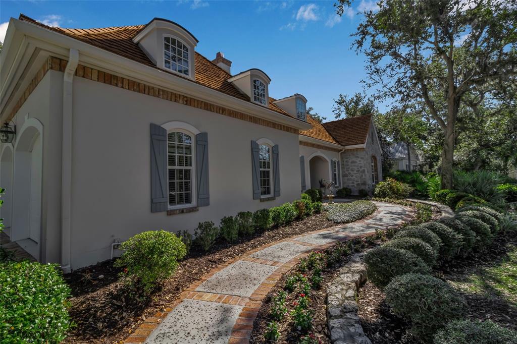 137 Osprey Point Drive Osprey, FL 34229 - Photo 4 of 99