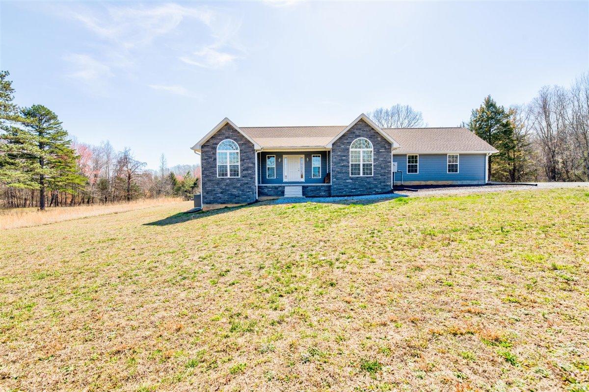 62 County Road 100 Decatur, TN 37322 - Photo 2 of 23 02-62-Co-Rd-100-Decatur-TN-2