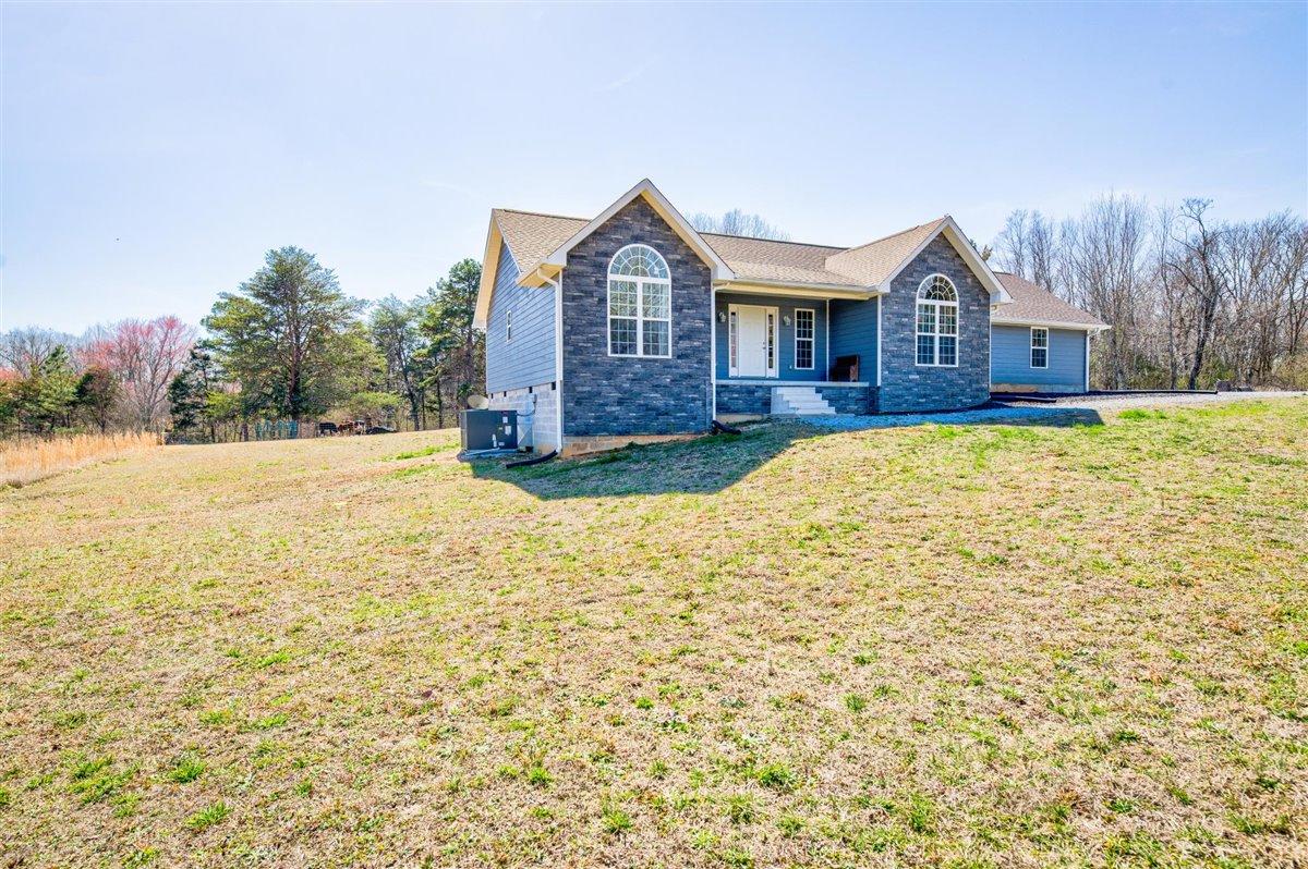62 County Road 100 Decatur, TN 37322 - Photo 3 of 23 03-62-Co-Rd-100-Decatur-TN-3