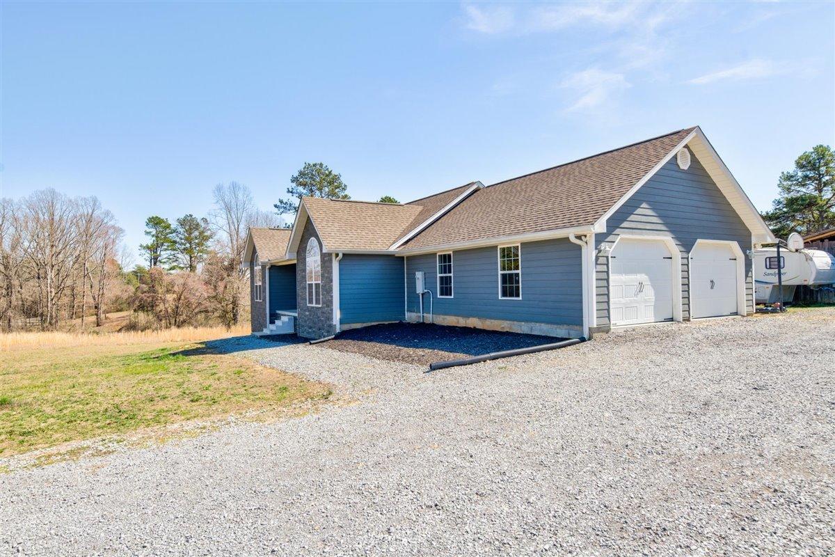 62 County Road 100 Decatur, TN 37322 - Photo 4 of 23 04-62-Co-Rd-100-Decatur-TN-4