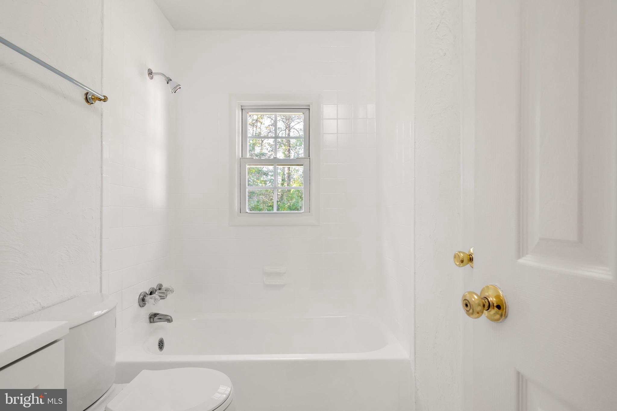 4619 Evansdale Road Woodbridge, VA 22193 - Photo 11 of 30