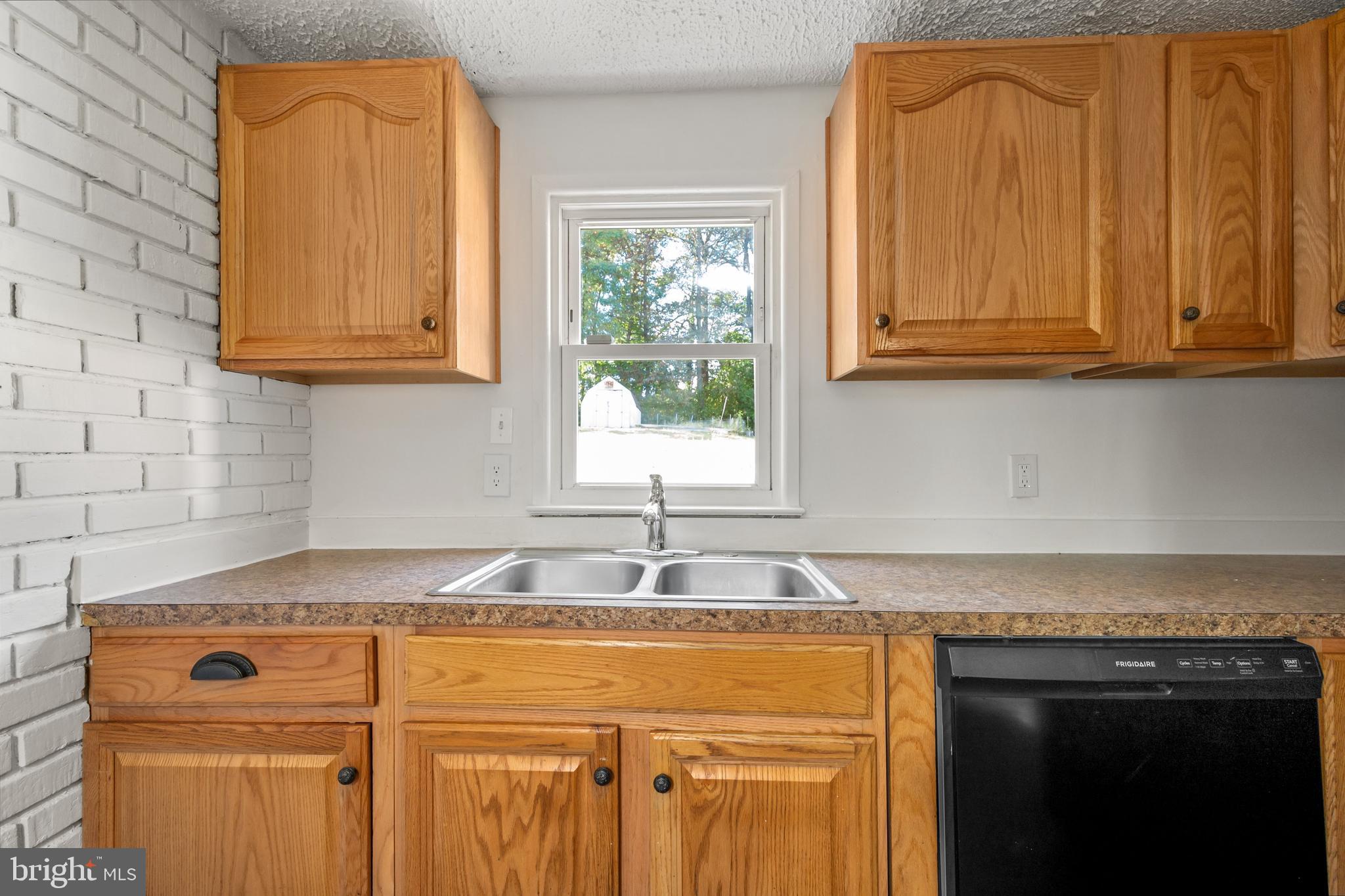 4619 Evansdale Road Woodbridge, VA 22193 - Photo 5 of 30