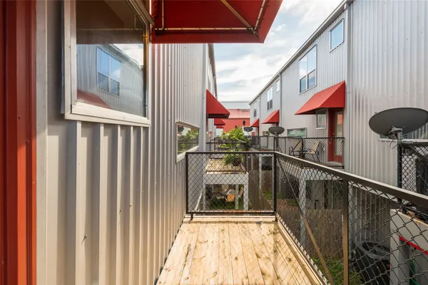 $2,500 | 807 Robin Street, Houston, TX 77019