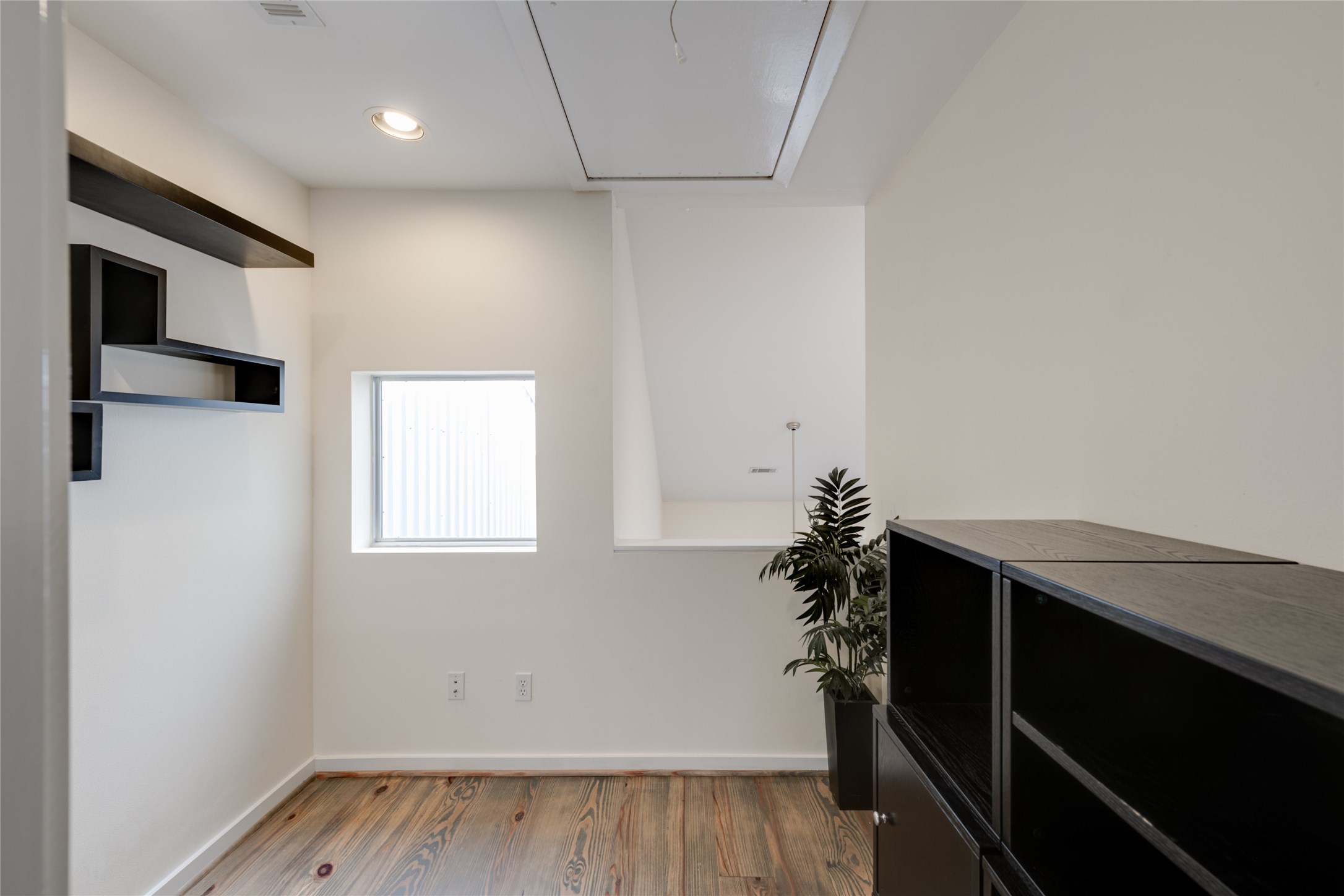 807 Robin Street Houston, TX 77019 - Photo 29 of 46