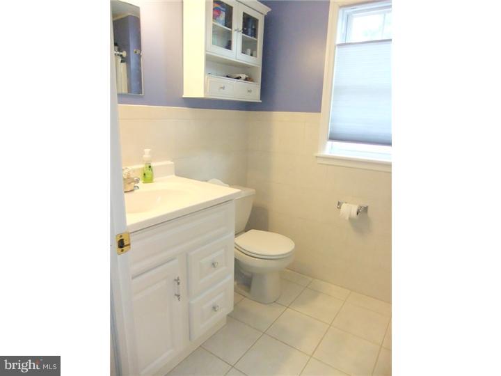 220 Welsh Drive Springfield, PA 19064 - Photo 15 of 25